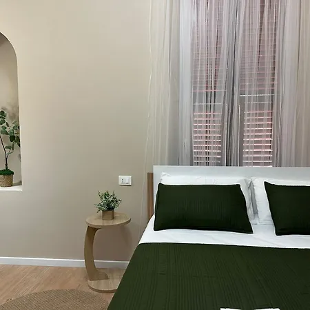 Yara 5 Terre 4* La Spezia